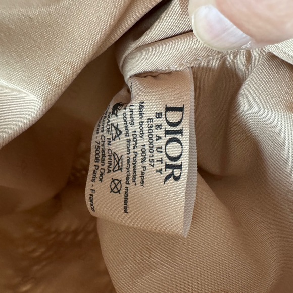 NWOT Dior Raffia Beauty Wristlet with Metallic Gold Crossbody Chain - Picture 5 of 8